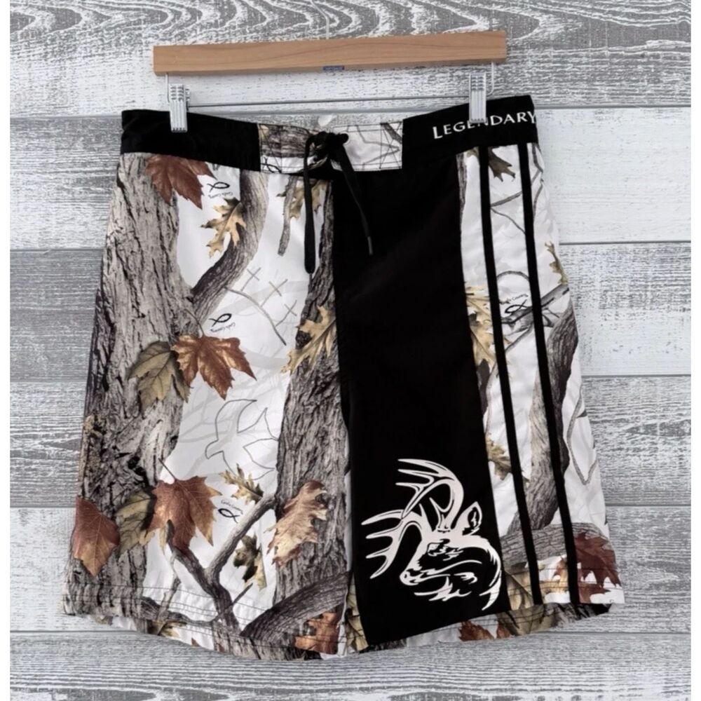 Legendary Whitetails Gods Country Camo Pattern Lined Swim Trunks Size Large